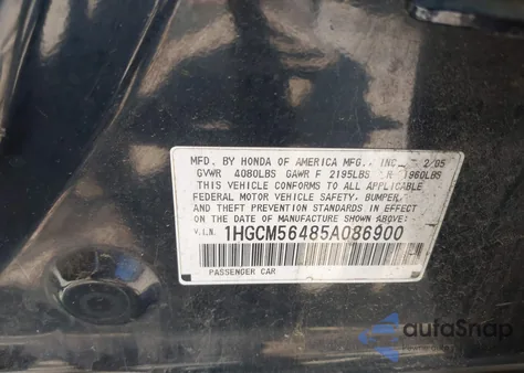 2005 Honda Accord 2.4 Lx z USA, uszkodzony, nr VIN 1HGCM56485A086900